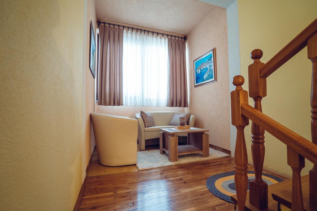 Ivica Apartments 이모츠키 외부 사진